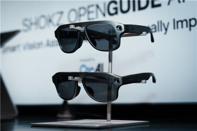 AI眼镜新突破：视觉辅助与运动AR开启智能穿戴新场景(图1)