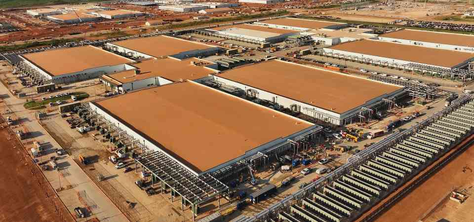 算力军备竞赛升级，巨额投入重塑AI未来格局(图3)