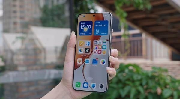 1000多适合父母的手机推荐 护眼抗摔续航强(图2)