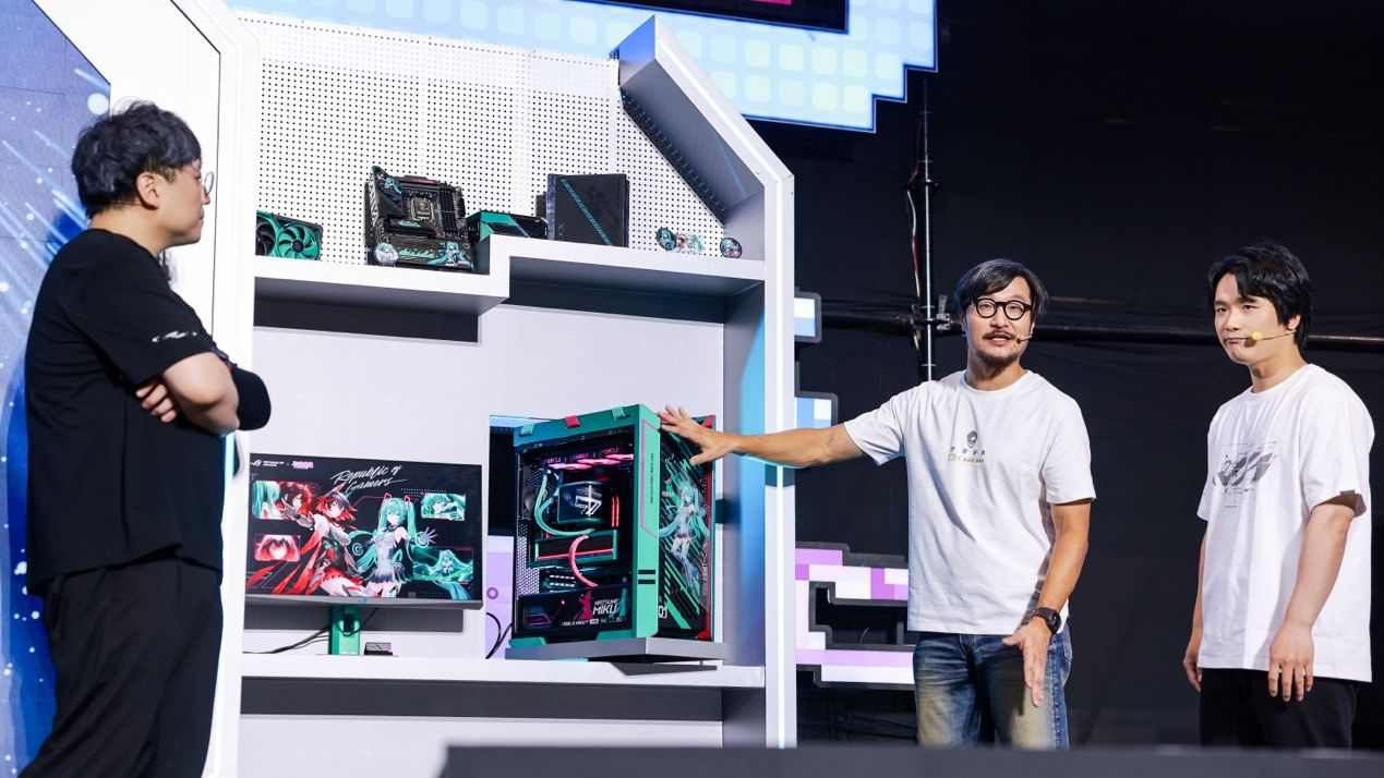 BW2025 ROG玩+乐园引爆二次元电竞热潮(图3)