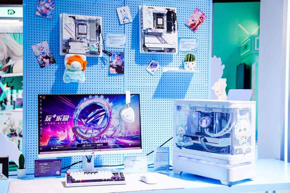 BW2025 ROG玩+乐园引爆次元狂欢(图12)