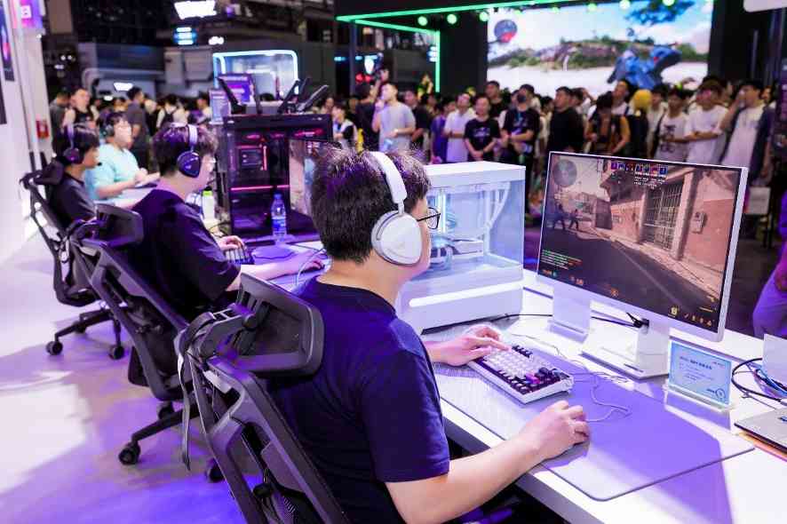 BW2025 ROG玩+乐园引爆次元狂欢(图30)