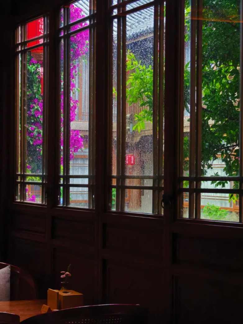 一扇窗，阅尽四季山河之美(图7)