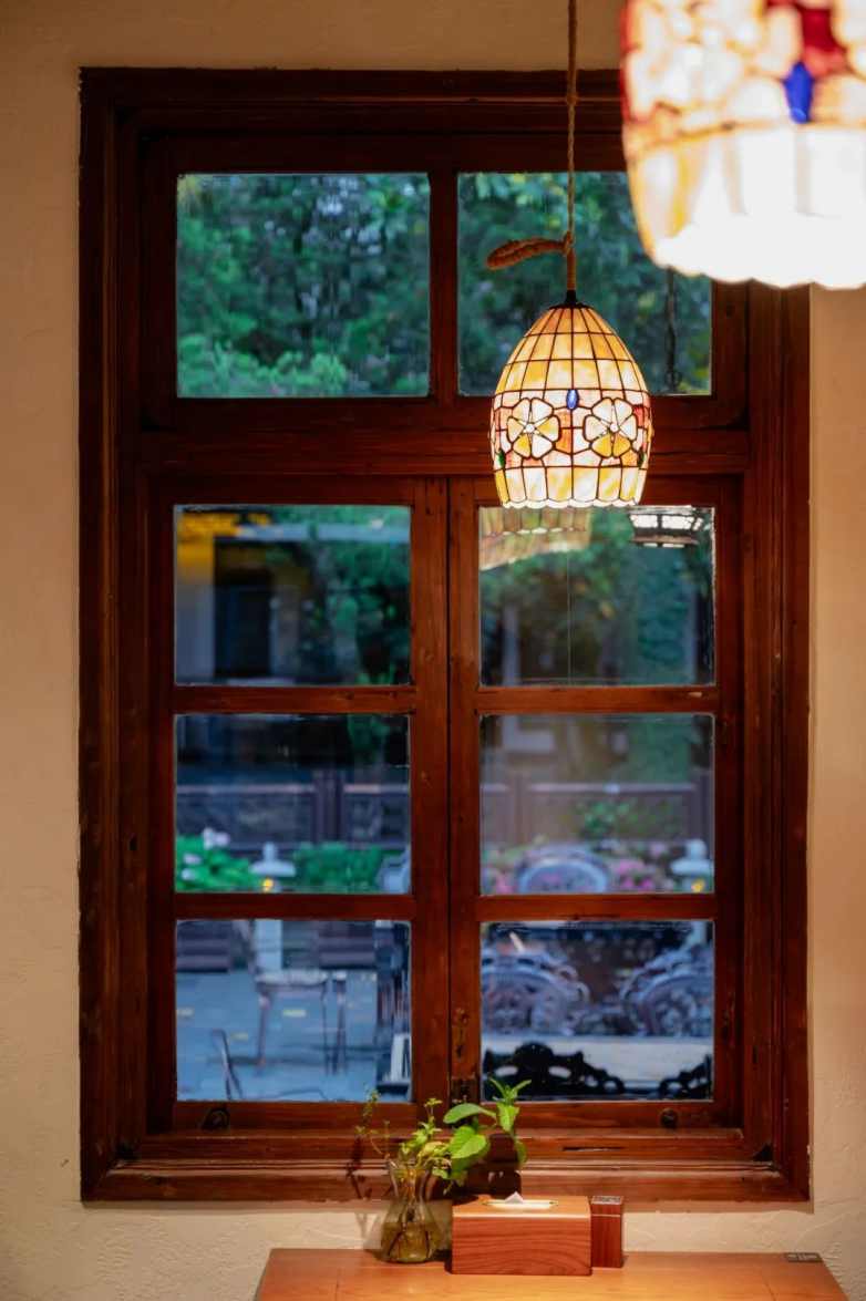 一扇窗，阅尽四季山河之美(图19)