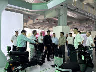 缅甸政商代表团考察重庆绿源 共商绿色交通合作(图3)