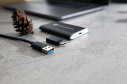 稳定不掉速的移动固态硬盘开箱实测体验(图7) 稳定不掉速的移动固态硬盘开箱实测体验(图7)