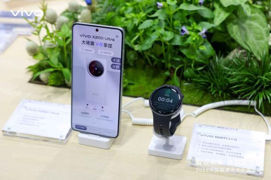 6G与AI赋能智能生态，vivo展示科技人文融合成果(图7)