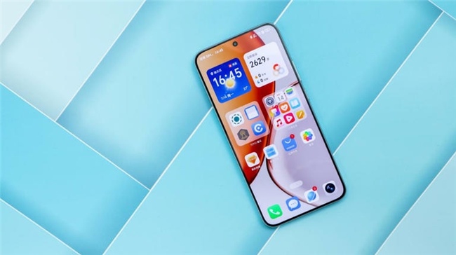 2025高性价比手机推荐：耐用护眼续航强(图2)