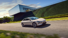 安全与颜值兼具！2025款东风奕派007领衔10-15万新能源轿车优选(图3)