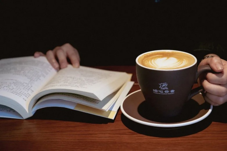 庭院时光，静谧与诗意的栖息之所(图6)