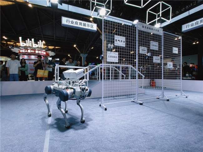 具身智能技术落地新趋势：多场景协同应用引领产业变革(图3)