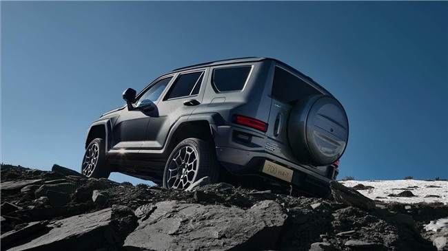 40万预算高性价比SUV怎么选？硬派越野与豪华家用全解析(图2)