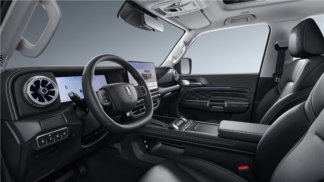 燃油SUV深度对比：越野性能与实用需求全解析(图1)