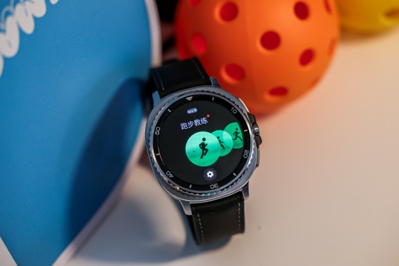 三星Galaxy Watch8系列跑步必备智能手表(图3)