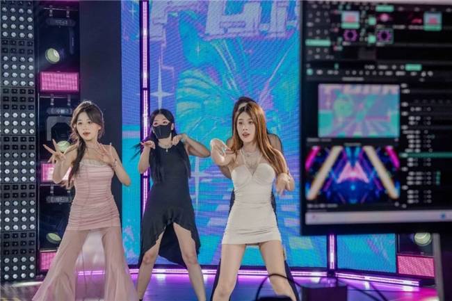 如何让直播冲出同质化？打造综艺感团播直播间全攻略(图11)