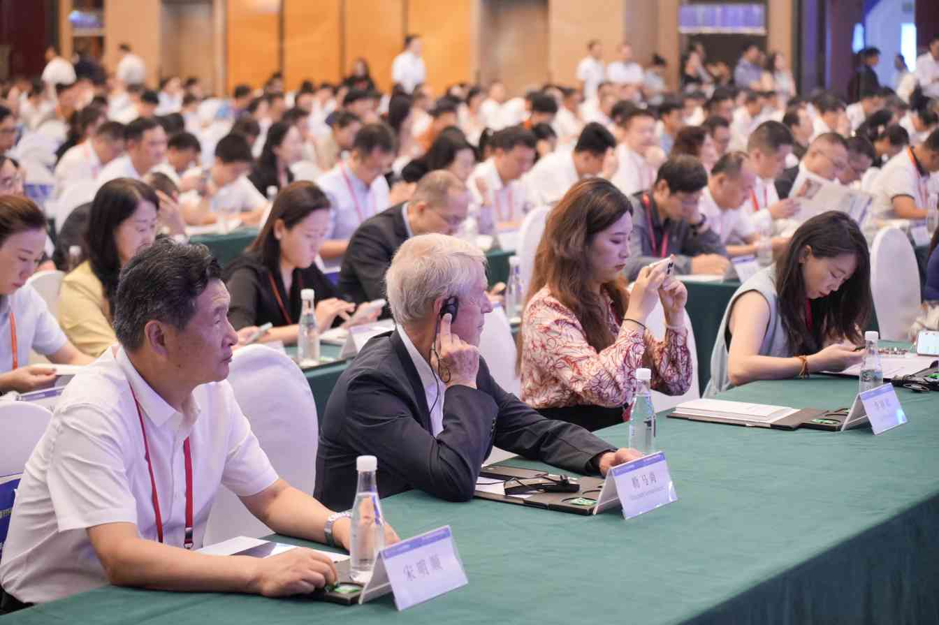 第十五届智博会在宁波开幕｜AI赋能引领数智新未来(图2)