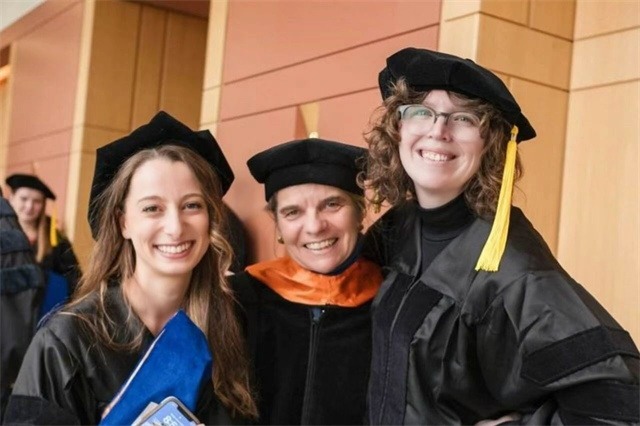 卡洛琳·卢格谈青年科研人才培养｜科学思维培养全攻略(图1)