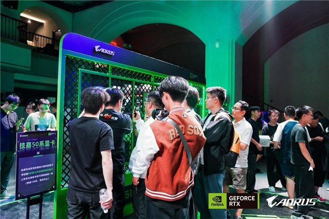 RTX 50显卡体验盛会｜电竞与AI技术的巅峰对决(图5)