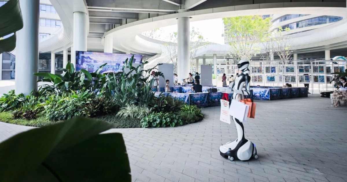 星动Q5成会展全能担当｜智能机器人引流带货新玩法(图4)