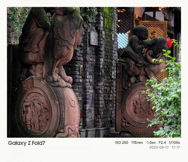 折叠屏影像新体验｜Galaxy Z系列解锁成都美学全攻略(图10)