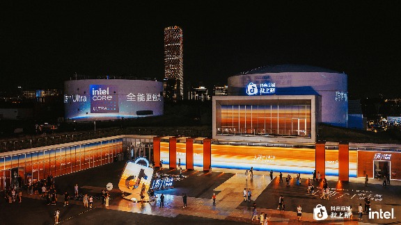 终端AI奇点已至｜AI PC新范式全攻略(图2)