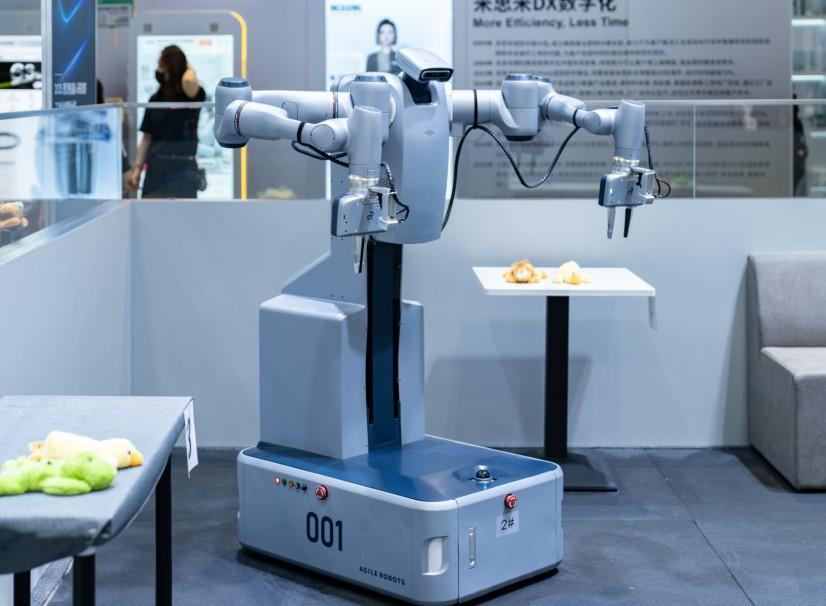 思灵机器人工博会现场直击：探索智能机器人创新方案｜技术亮点全解析(图2)