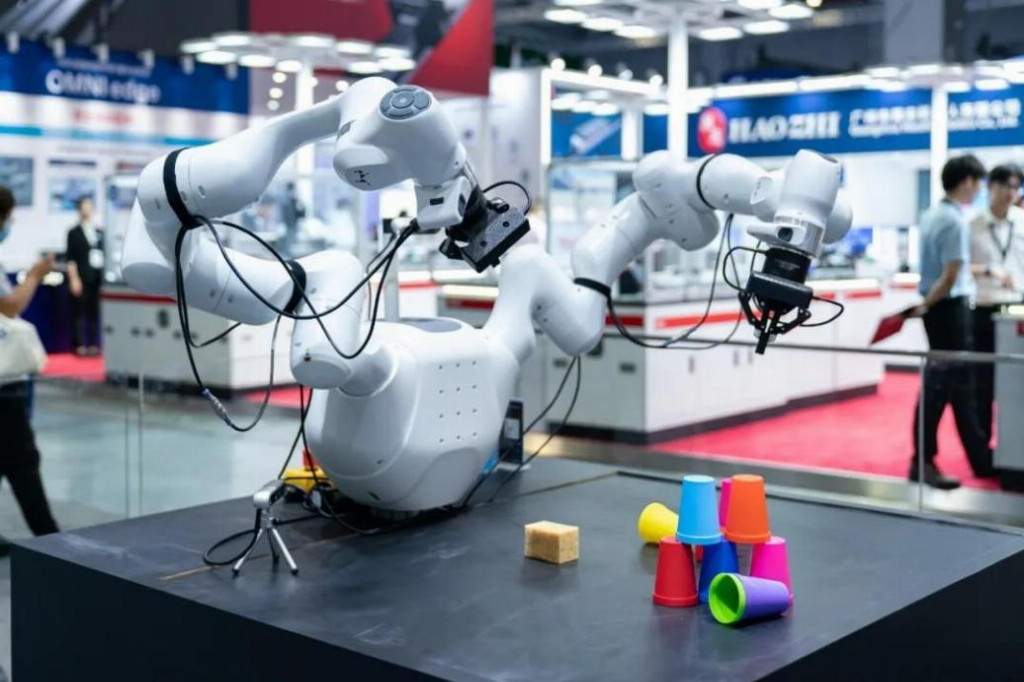 思灵机器人工博会现场直击：探索智能机器人创新方案｜技术亮点全解析(图10)