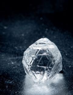 小颗粒天然钻石供大于求｜行业变局深度分析(图1)