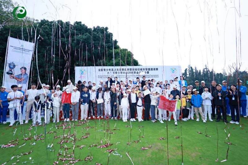 NAVEE助力成都高协联盟赛，智能球包车捐赠赋能青少年公益｜公益案例(图1)