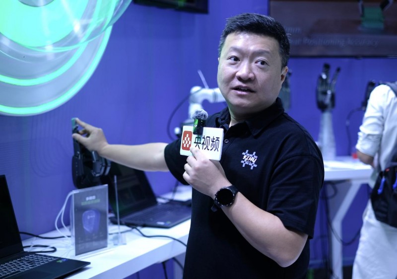 触觉增强世界模型引关注｜机器人感知新维度解析(图1)