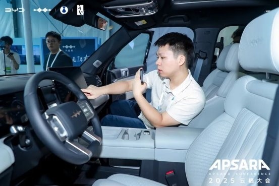 比亚迪出海：从“建”到“简”的车联网技术进化之路｜成本优化秘籍(图4)