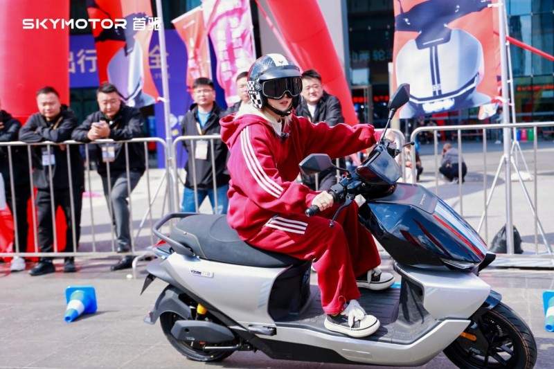 首驱科技全球新品发布：四大系列破界开启两轮新纪元｜新品解读(图8)