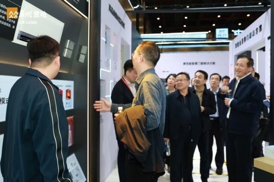 奥普智能科技携手华润置地亮相2025武汉智博会，共筑“好房子”新标杆(图4)