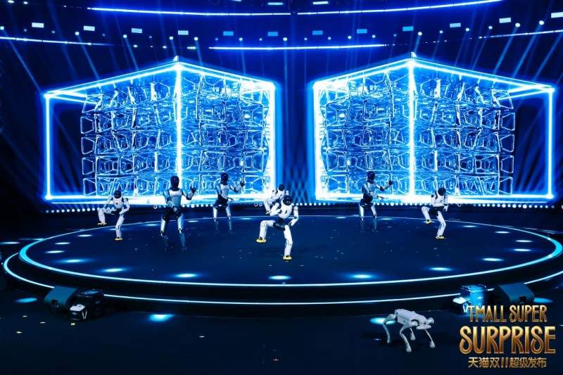 近千万人观看、米兰冬奥特许商品全球首发，天猫双11超级发布点燃“超级火种”(图10)