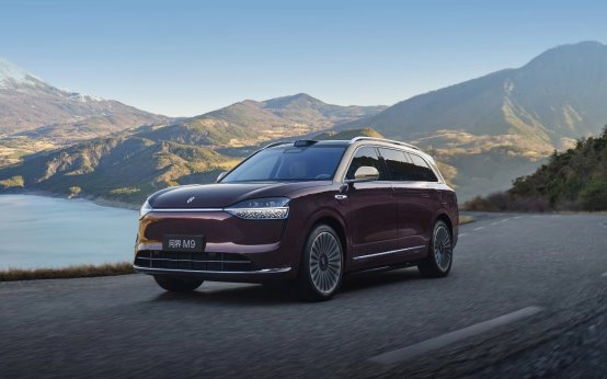 赛力斯今日登陆港交所主板 以“A+H”双资本平台赋能全球化新征程(图4)