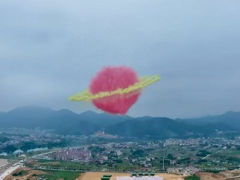 “单台电脑控制最多无人机”与“无人机发射最多烟花”：高巨创新吉尼斯双纪录定义低空表演新范式(图5)