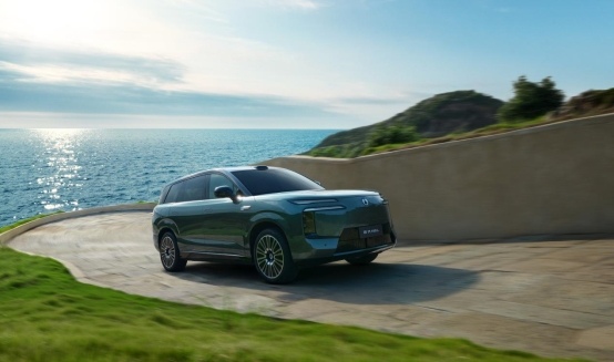 29.98万元-32.98万元！大六座安全豪华SUV腾势N8L正式上市(图8)