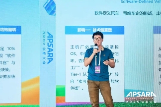 工程师变身AI“指挥者”，吉利与阿里云的软件开发变革实验(图1)