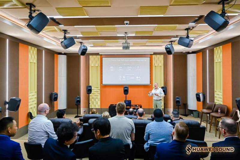 百万豪车听觉体验HUAWEI SOUND ULTIMATE 非凡系列音响打造“移动音乐厅”(图3)